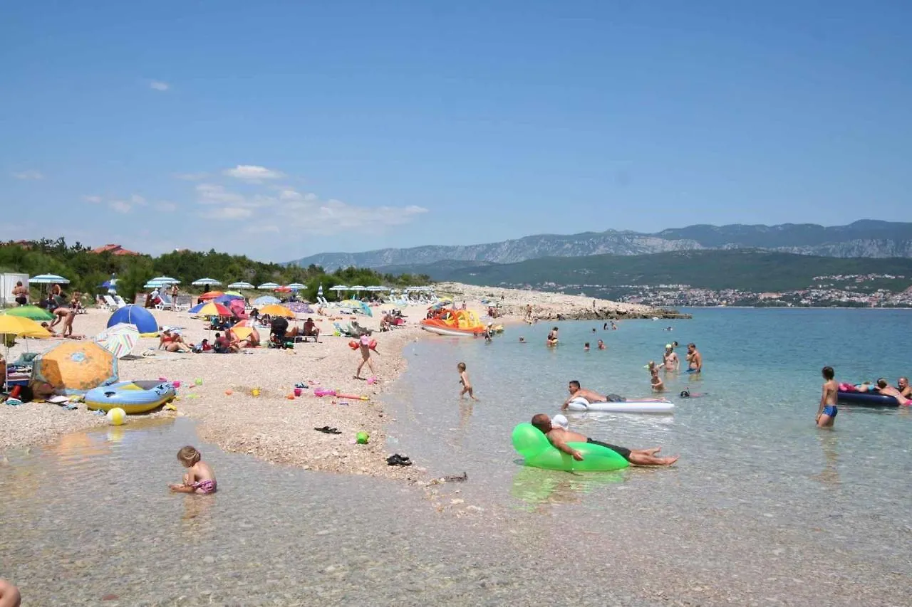 Apartment In Silo/Insel Krk 13555