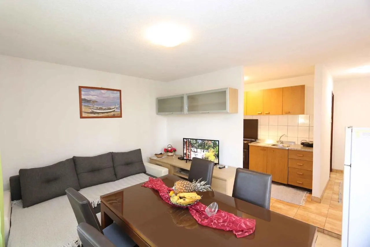 Apartment In Silo/Insel Krk 13555  Silo (Krk)