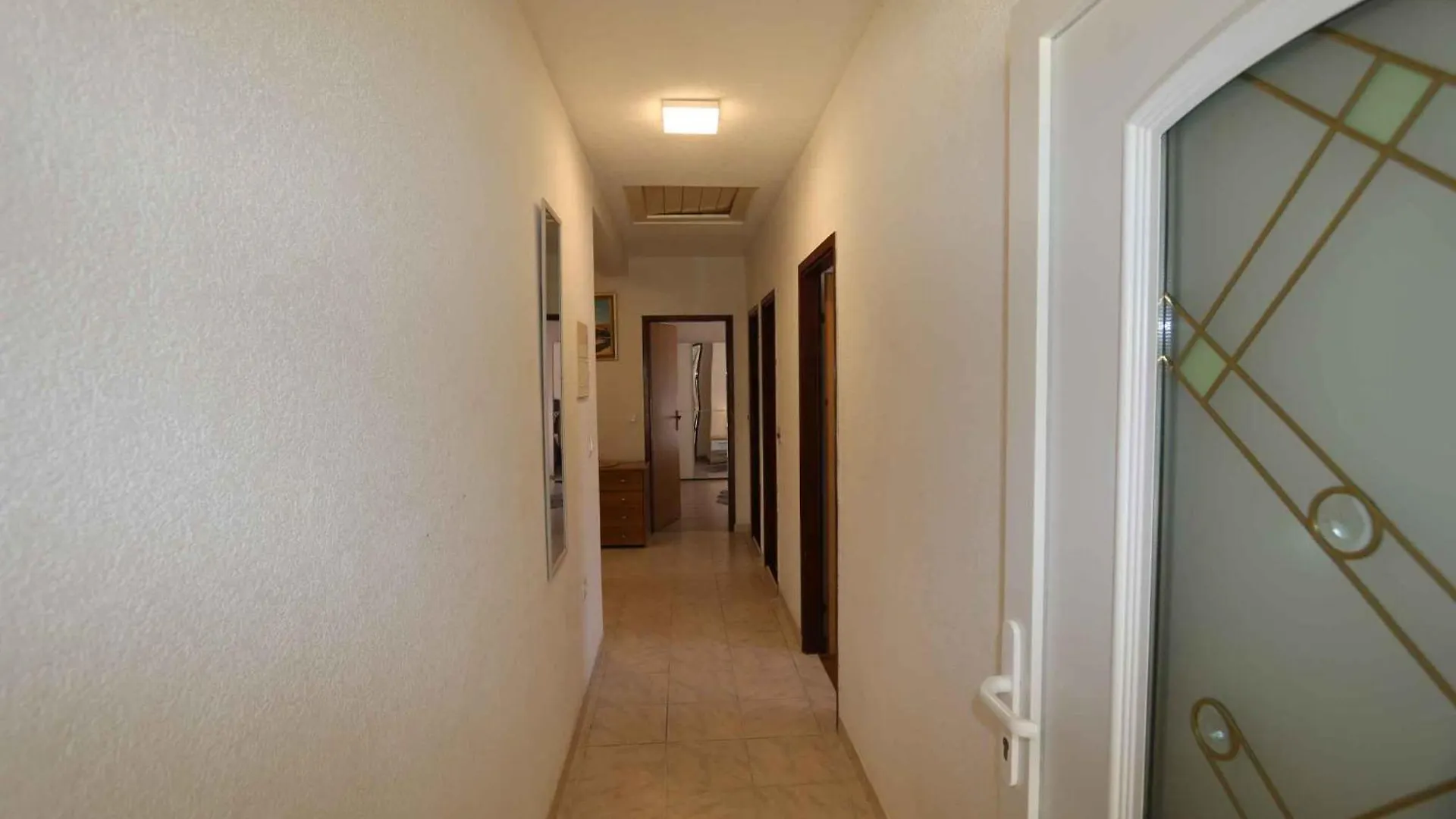 Apartment In Silo/Insel Krk 13555