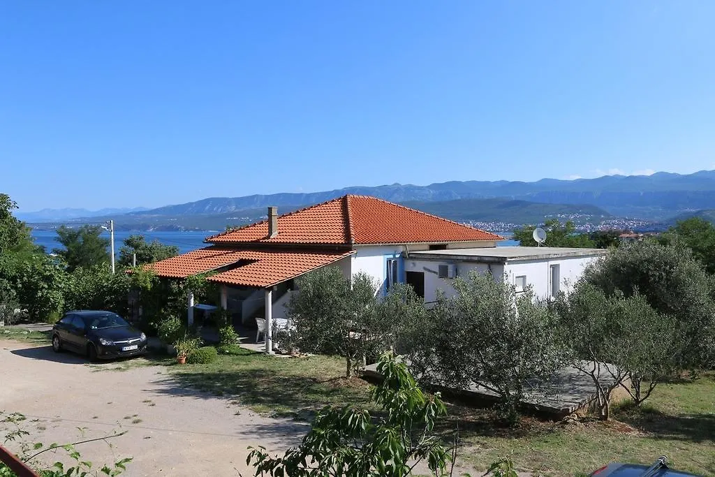 Apartment In Silo/Insel Krk 13555
